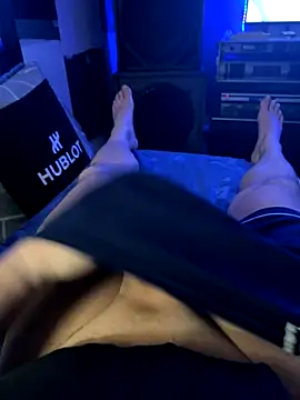 Snapshot of MatthewEmme chatting on 12-03-25, 11:58 MatthewEmme online show from 12-03-25, 11:58