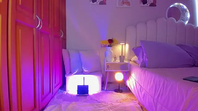 martinaaricci online show from 03-11-26, 01:39