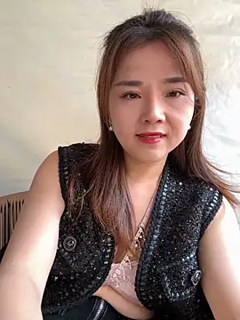 Efangfang online show from 12-27-24, 05:42