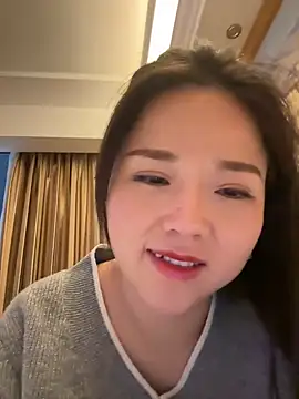 Efangfang online show from 12-31-24, 12:57