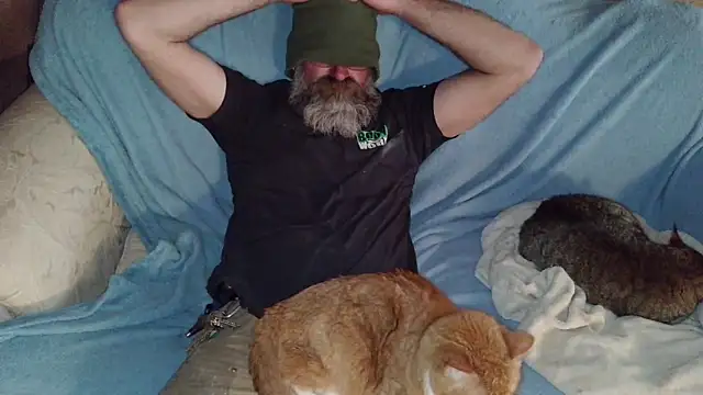 Snapshot of Clamsplitter420 chatting on 03-13-26, 07:09 Clamsplitter420 online show from 03-13-26, 07:09