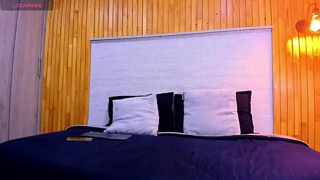 amelialeen7 online show from 02-08-25, 02:27