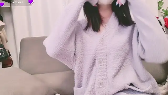 Conatsu online show from 01-22-25, 01:53