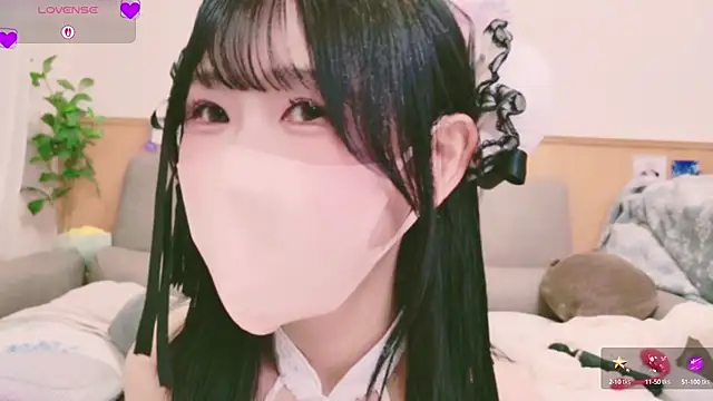 Conatsu online show from 09-27-25, 05:23