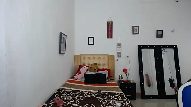 MadinsonCopper online show from 10-26-25, 03:56