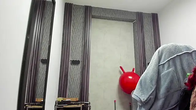 selene red  online show from 03-10-26, 01:21