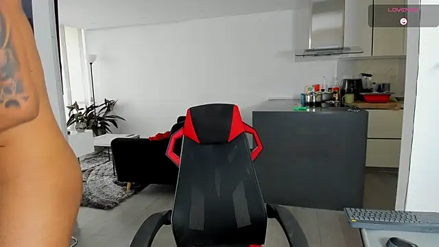 TROYWESLY- online show from 10-06-25, 04:59