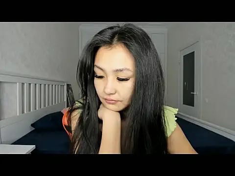 Missykitty01 online show from 10-28-25, 12:47