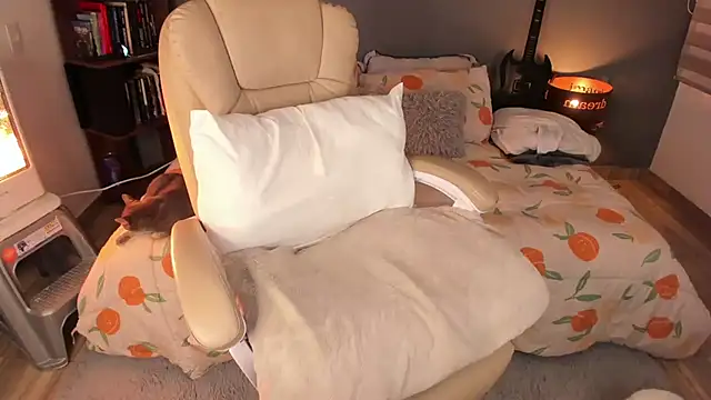 Snapshot of Roussmariehenao chatting on 09-19-25, 10:38 Roussmariehenao online show from 09-19-25, 10:38