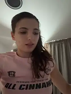 Snapshot of Lanaprincess22 chatting on 07-16-26, 05:57 Lanaprincess22 online show from 07-16-26, 05:57