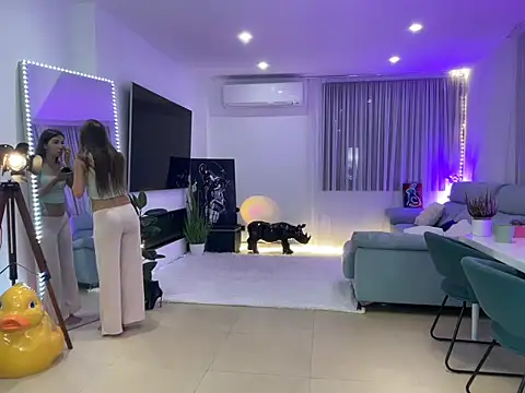 Snapshot of Mika_Miller chatting on 09-08-25, 08:52 Mika Miller online show from 09-08-25, 08:52