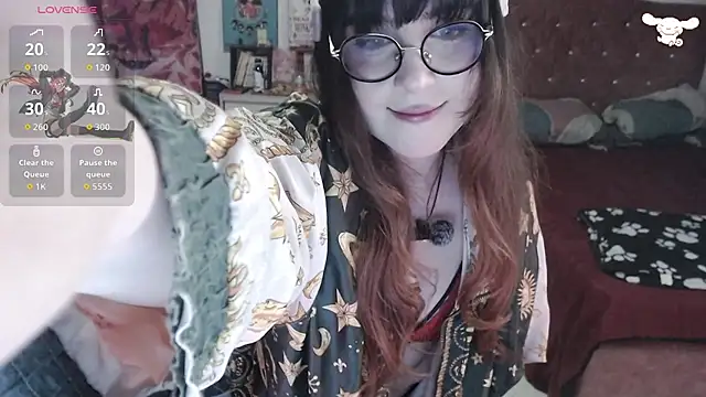 Avril2001 online show from 12-04-25, 04:44