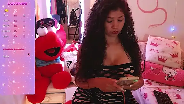 Snapshot of dainaflowers chatting on 09-29-25, 04:17 dainaflowers online show from 09-29-25, 04:17