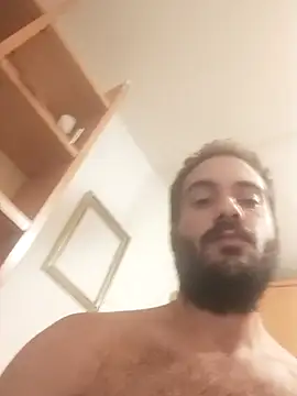 skrigul12 online show from 11-01-25, 03:41