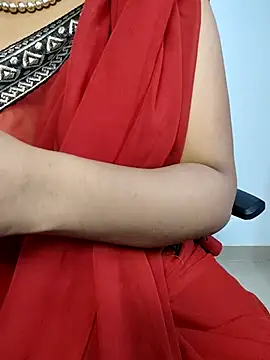 Snapshot of VR_here_4U chatting on 10-02-25, 06:15 VR here 4U online show from 10-02-25, 06:15