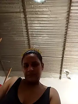 Snapshot of Andreita_95 chatting on 10-22-25, 05:02 Andreita 95 online show from 10-22-25, 05:02