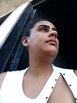 Snapshot of Andreita_95 chatting on 11-01-25, 09:39 Andreita 95 online show from 11-01-25, 09:39