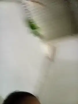 Snapshot of Andreita_95 chatting on 11-12-25, 11:25 Andreita 95 online show from 11-12-25, 11:25