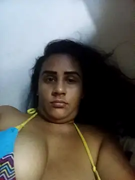 Snapshot of Andreita_95 chatting on 11-28-25, 10:01 Andreita 95 online show from 11-28-25, 10:01