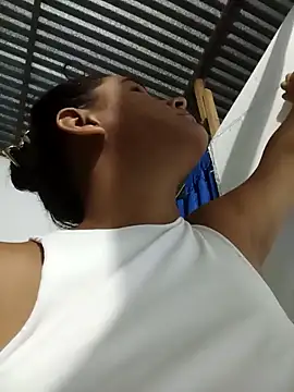 Snapshot of Andreita_95 chatting on 12-02-25, 02:39 Andreita 95 online show from 12-02-25, 02:39