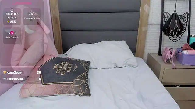 Kittytimberlake online show from 03-10-25, 09:51