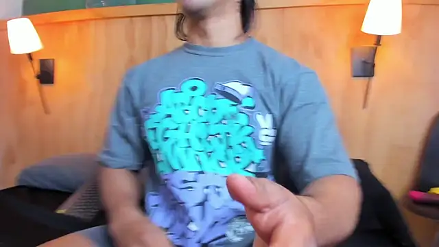 Snapshot of jacob-coper chatting on 09-18-25, 03:08 jacob-coper online show from 09-18-25, 03:08