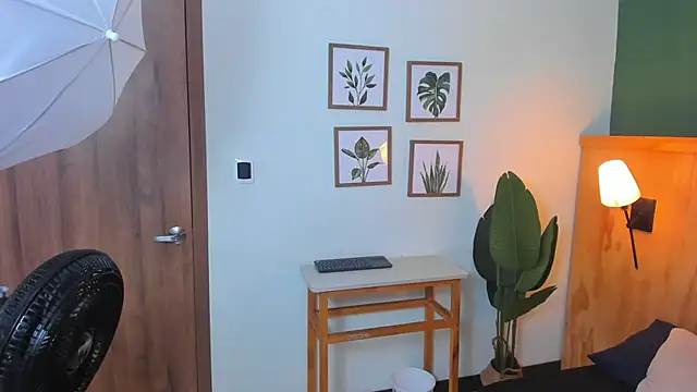 Snapshot of jacob-coper chatting on 09-27-25, 03:11 jacob-coper online show from 09-27-25, 03:11