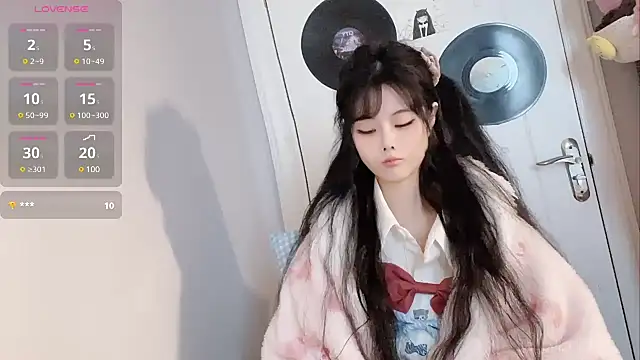 Qedgjwyz1 online show from 03-05-25, 03:08