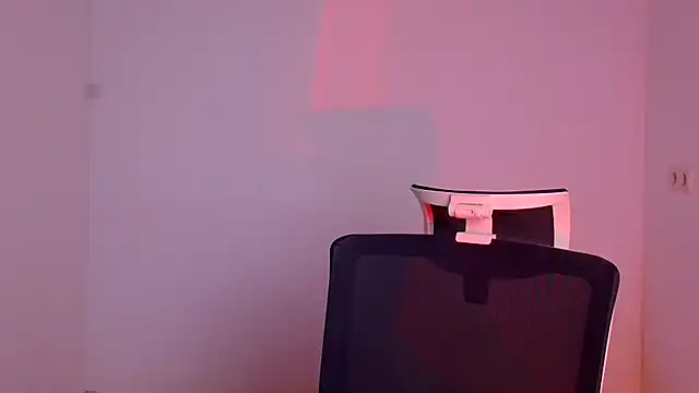 Jennifer Blum online show from 01-13-25, 06:06