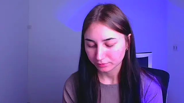 Jennifer Blum online show from 01-21-25, 09:13