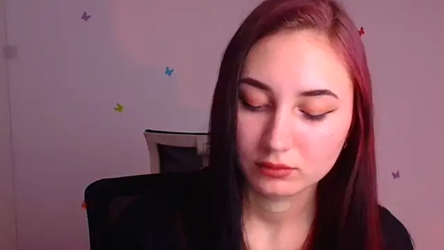 Jennifer Blum online show from 02-24-25, 01:13