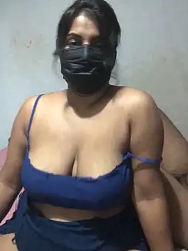 NOORA-GIRL online show from 03-11-25, 04:18