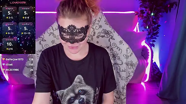 Sexy-Housewife online show from 01-25-25, 01:54