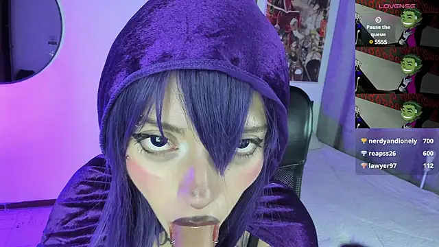 Snapshot of LilithMadness chatting on 02-14-25, 10:07 LilithMadness online show from 02-14-25, 10:07