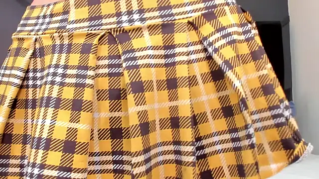 Snapshot of emily_mooon chatting on 12-16-25, 09:31 emily mooon online show from 12-16-25, 09:31