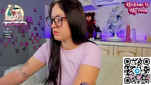 Kruela Eva online show from 12-30-24, 11:49