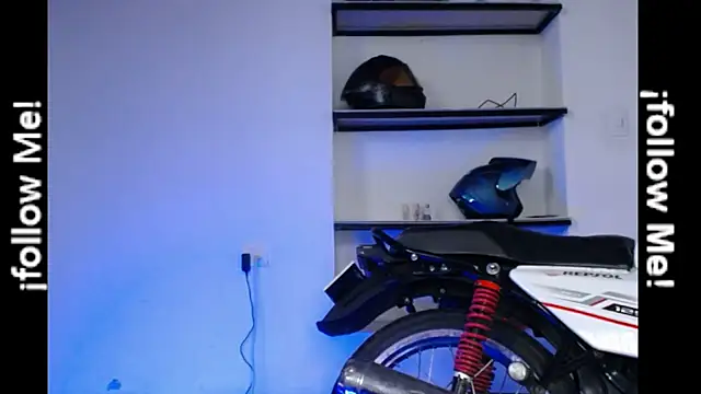 Snapshot of Nefera_16 chatting on 02-12-25, 10:37 Nefera 16 online show from 02-12-25, 10:37