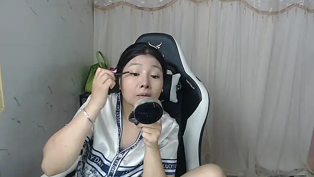 MiMi 0293 online show from 10-27-25, 07:56