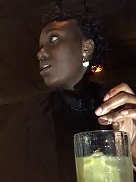 Lola kims online show from 01-15-25, 04:32