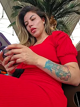 Karen San Miguel online show from 11-26-25, 08:32