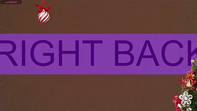 Snapshot of UniversitygirlQS chatting on 12-21-24, 10:28 UniversitygirlQS online show from 12-21-24, 10:28