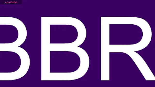 Snapshot of UniversitygirlQS chatting on 12-27-24, 07:40 UniversitygirlQS online show from 12-27-24, 07:40