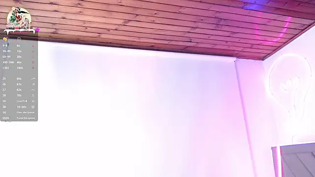 Snapshot of UniversitygirlQS chatting on 12-27-24, 10:45 UniversitygirlQS online show from 12-27-24, 10:45