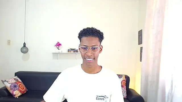 maiki18  online show from 01-30-25, 07:48