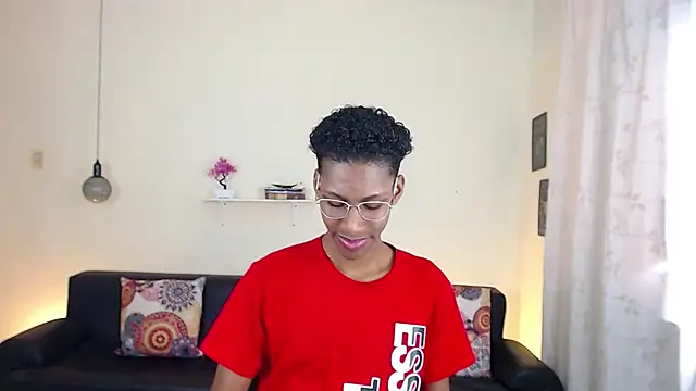 maiki18  online show from 02-07-25, 07:49