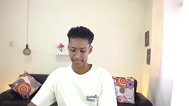 maiki18  online show from 02-08-25, 01:54