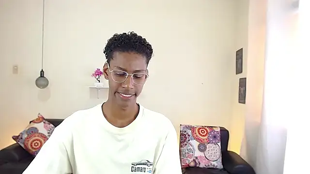 maiki18  online show from 02-08-25, 04:57