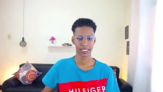 maiki18  online show from 02-11-25, 01:51