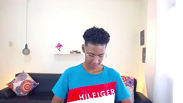 maiki18  online show from 02-11-25, 04:56