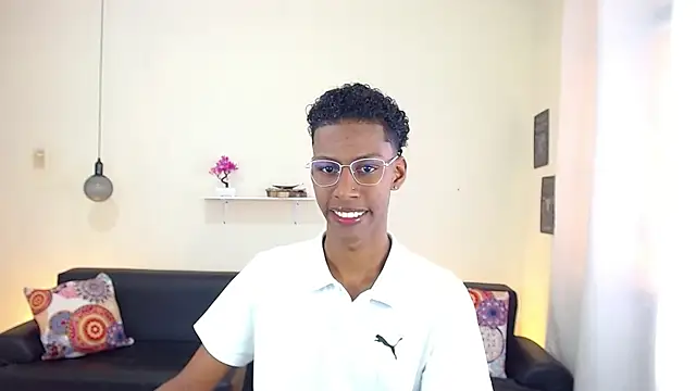 maiki18  online show from 02-12-25, 01:48